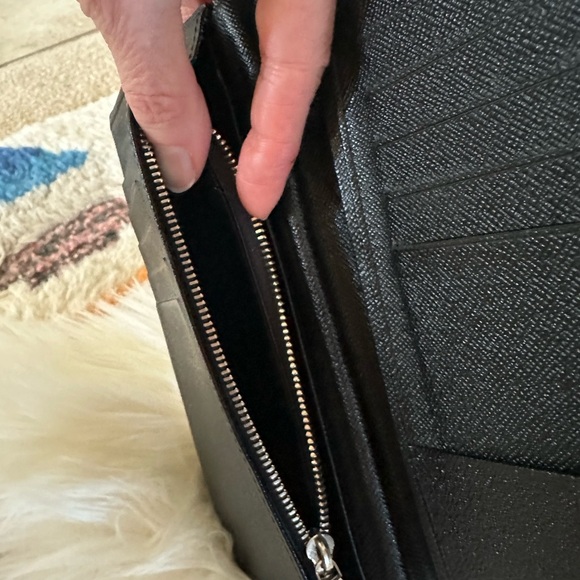 EUC Louis Vuitton, graphite Brazza wallet - Picture 6 of 11